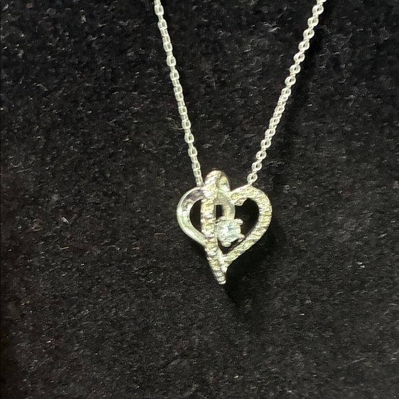 Silver Heart Pendant Necklace - Picture 4 of 4